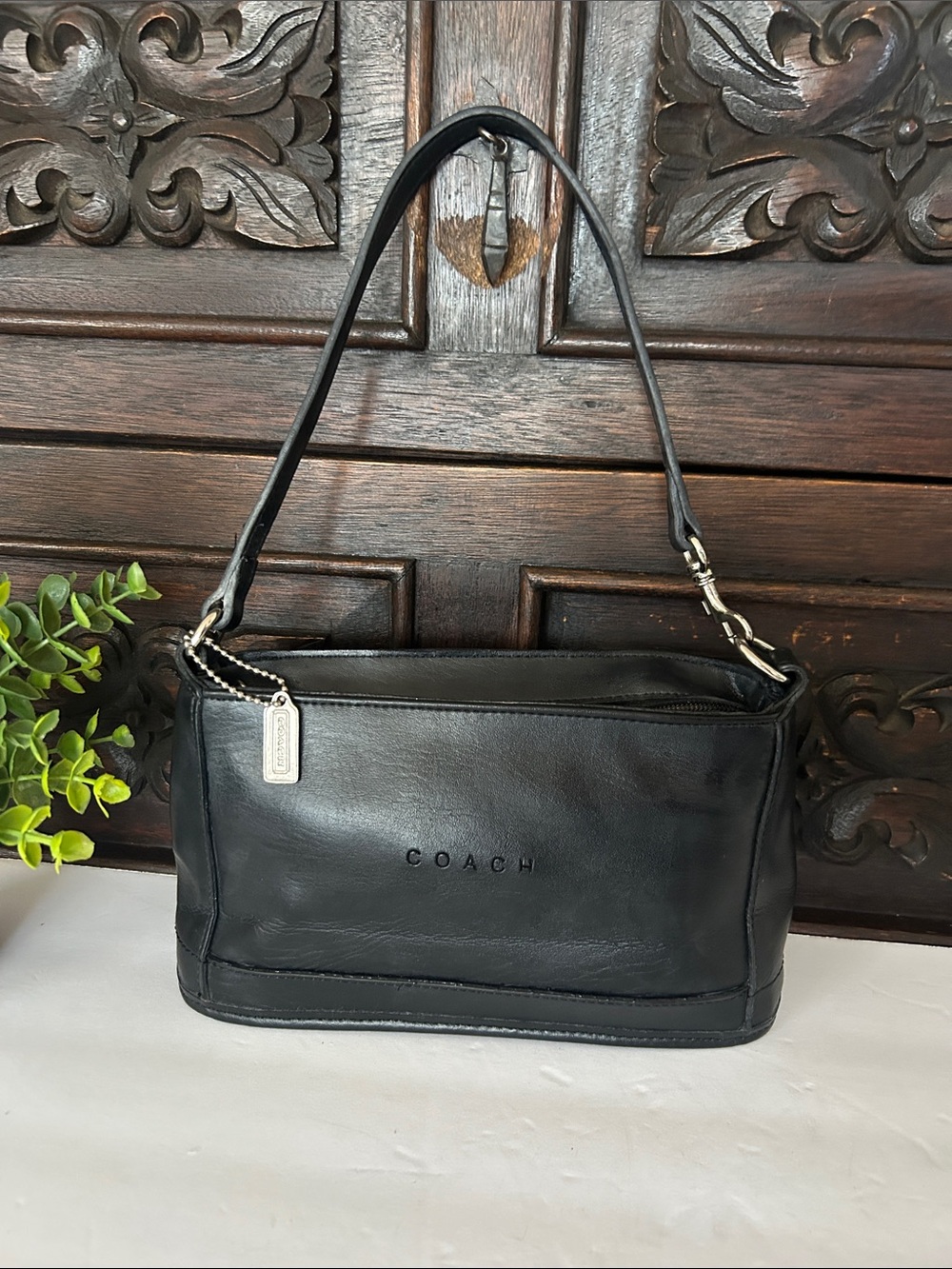 Beautiful Black Leather Shoulder Messenger Bag with Signature Tag